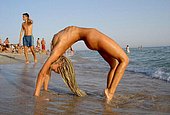 steve holmes nude beach pictures