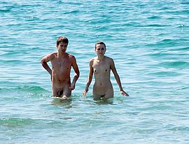 girl naked on the beach