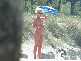 huge cock fucking blonde girl at the beach