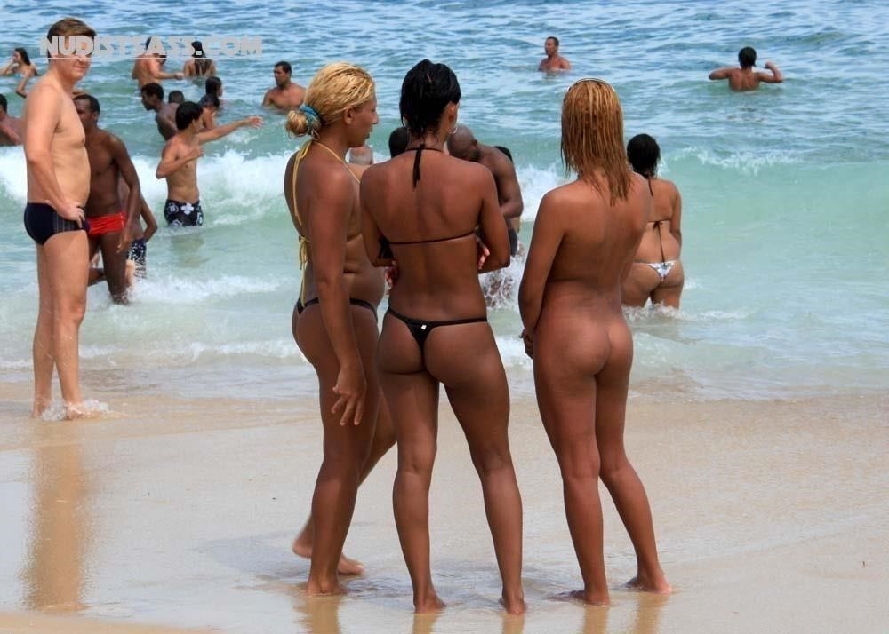 Порно Попы Бразильские На Пляже