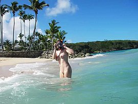 naked beach boobs