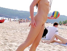 blonde beach tits